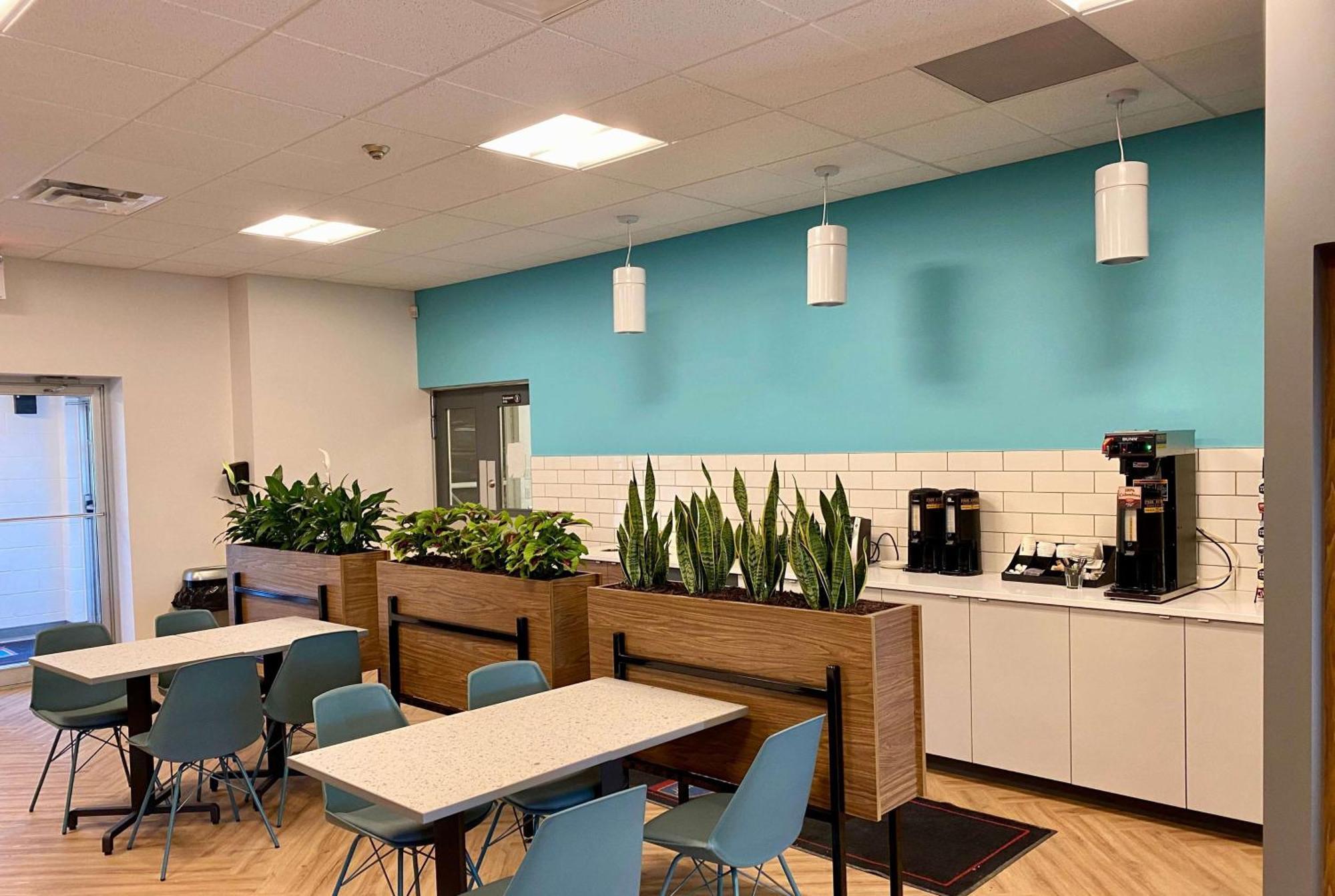 Howard Johnson By Wyndham Winnipeg West Luaran gambar